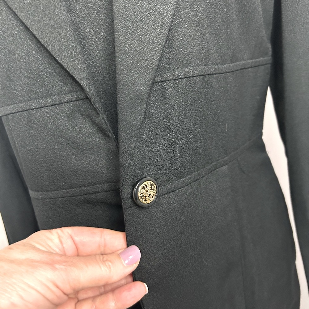 Women’s long sleeve size 8 black one piece dress. Jacket look-but all attached. - Picture 9 of 11